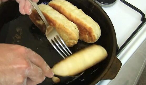 пирожки из теста без дрожжей на сковороде