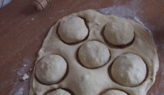 пирожки с брынзой и зеленью