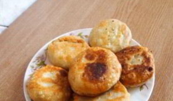 пирожки с брынзой и зеленью