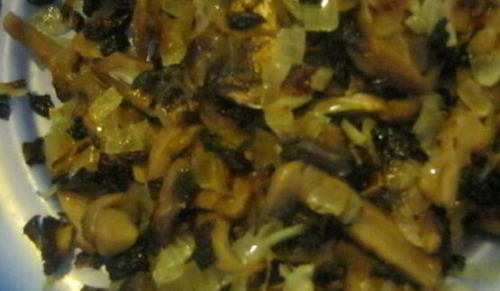 пирожки с грибами, луком и яйцом