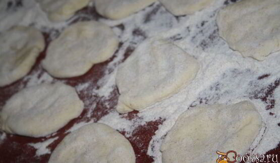 пирожки с картошкой и жареным лучком