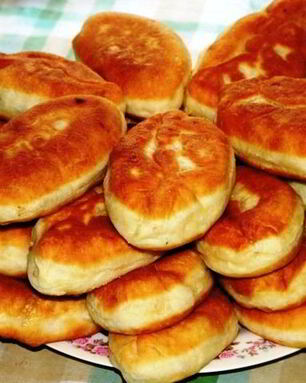 Пирожки с вишней