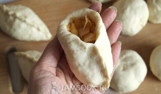 постные пирожки с капустой