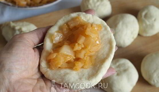 постные пирожки с капустой