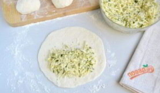 вкусные кутабы с сыром и зеленью