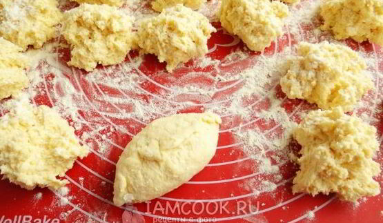 жареные пирожки из творожного теста