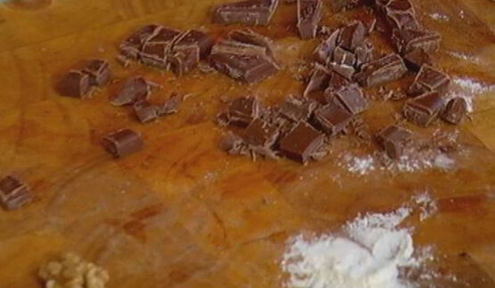 апельсиновые брауни с грецкими орехами