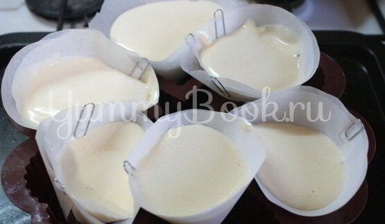 бисквитные пирожные елочки