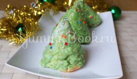 бисквитные пирожные елочки