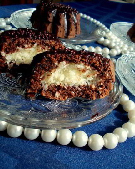 Рецепт кокосовых пирожных в шоколаде