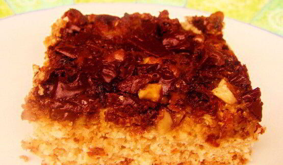 овсяные пирожные с шоколадом и орехами