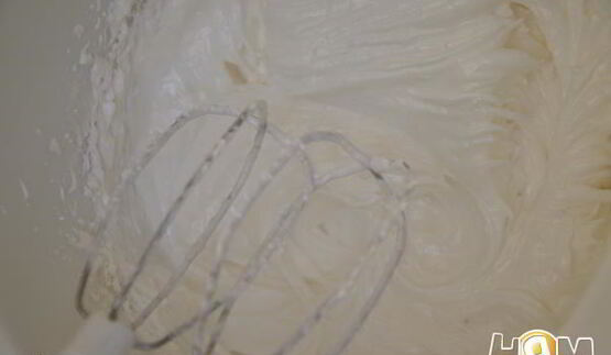 пирожное безе с заварным кремом