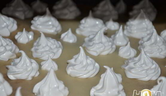 пирожное безе с заварным кремом