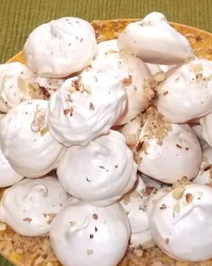 Пирожное воздушное безе