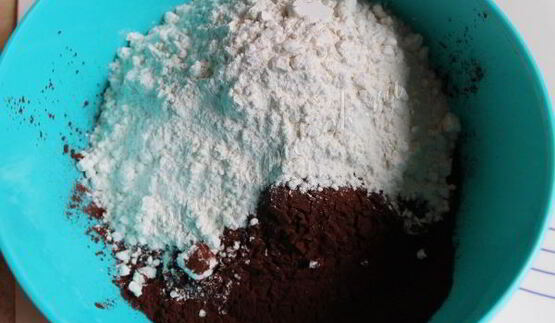 шоколадно-банановые пирожные