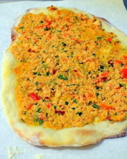 Рецепт домашнего турецкого лахмаджун пицца с фаршем