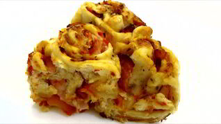 Пицца с помидорами