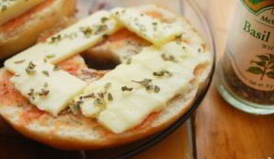 пицца на батоне