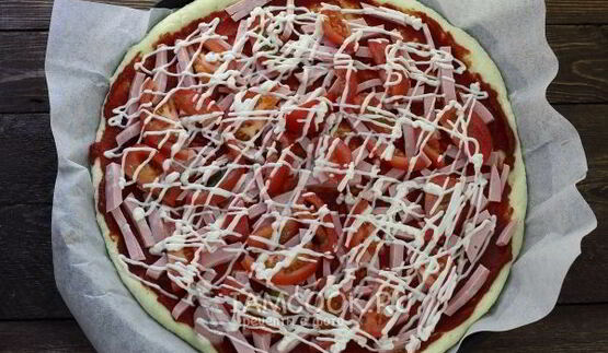 пицца на кефире без дрожжей