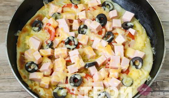 пицца на кефире на сковороде