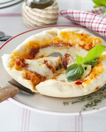 Рецепт пиццы на кефире в мультиварке