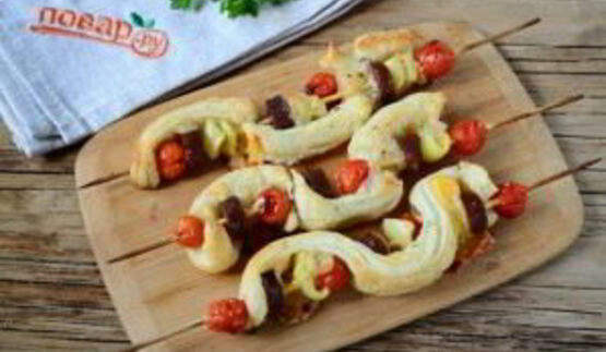 пицца на шпажках в духовке