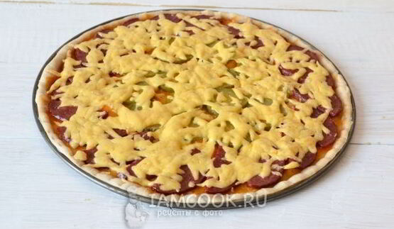 пицца с солеными огурцами