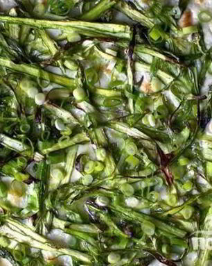 Пицца со спаржей и луком