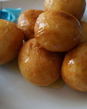 Греческие пончики Лукумадес