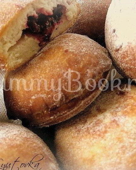 Рецепт пончиков с вишней