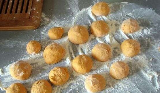 тыквенные пончики с кольцами кальмаров