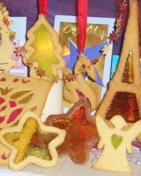 Елочные игрушки из медовых и творожных пряников
