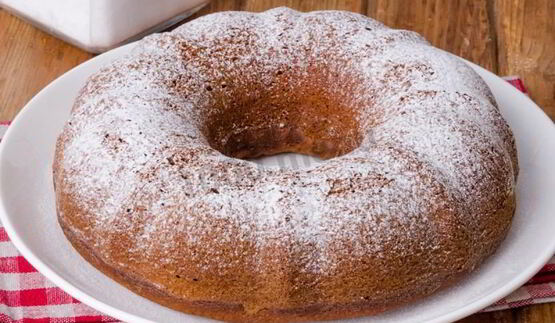 коврижка на кефире с вареньем