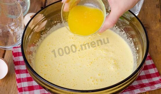 коврижка на кефире с вареньем