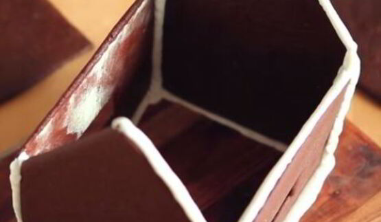 новогодний пряничный домик