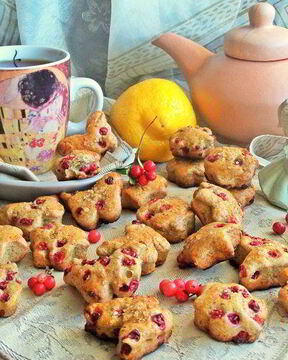 Пряники с брусникой на цельнозерновой муке