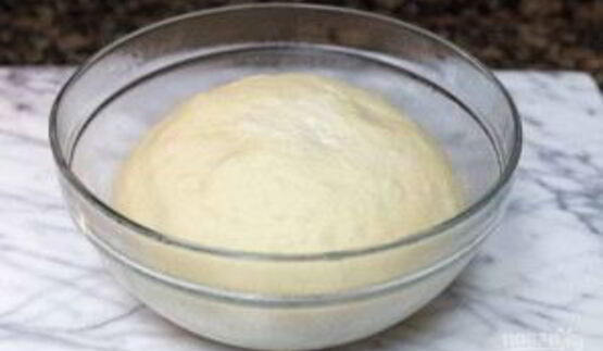 рулетики с корицей и глазурью