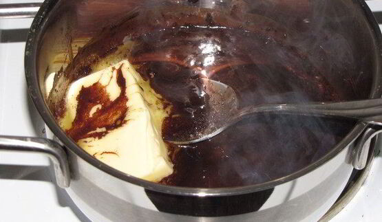 фруктовая шарлотка с шоколадной глазурью