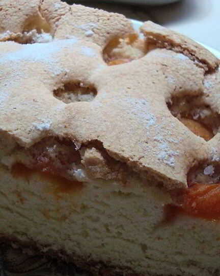 Рецепт шарлотки с абрикосами