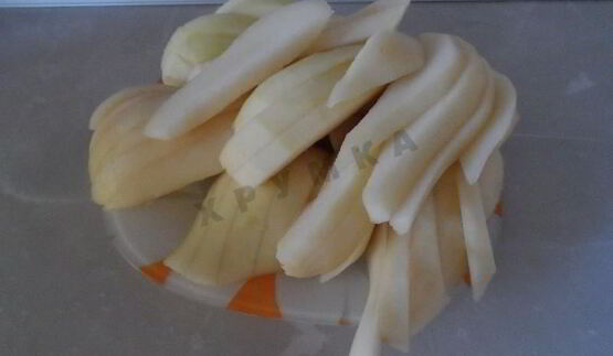 шарлотка с грушами в мультиварке