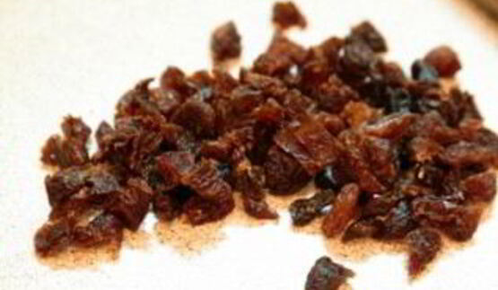 шарлотка с орехами и яблоками