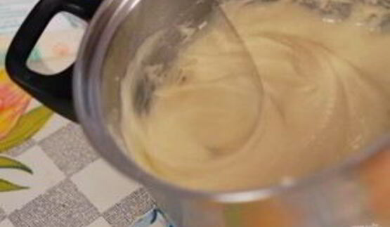 шарлотка с яблоками в микроволновке