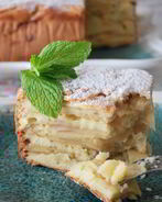 Шарлотка с яблоком