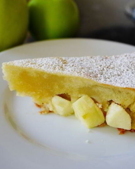 Рецепт шарлотки — воздушного яблочного пирога