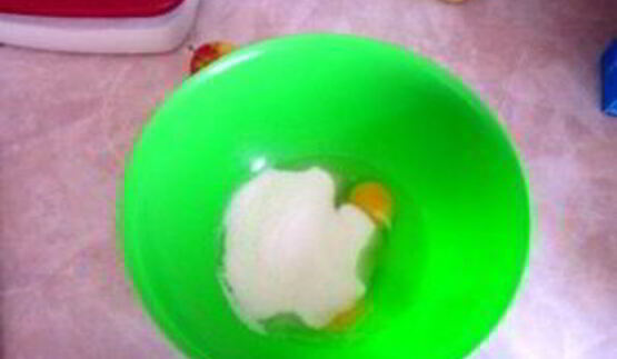 яблочная шарлотка