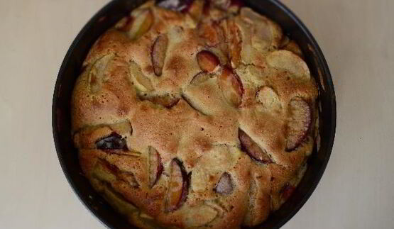 яблочно-сливовая нешарлотка