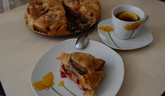 яблочно-сливовая нешарлотка