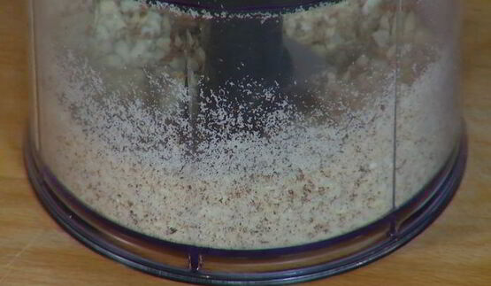 быстрый яблочный штрудель с изюмом, миндалем и корицей