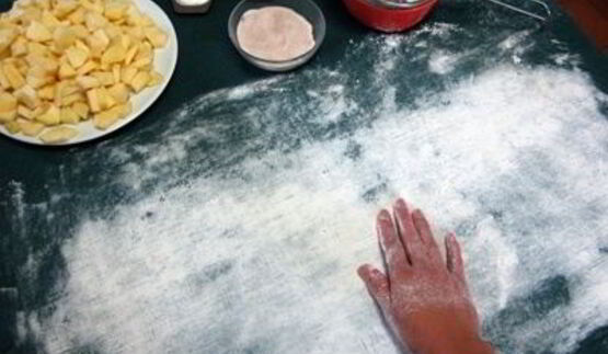 яблочный штрудель с грецкими орехами