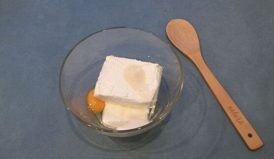 слоеная выпечка с творожной начинкой